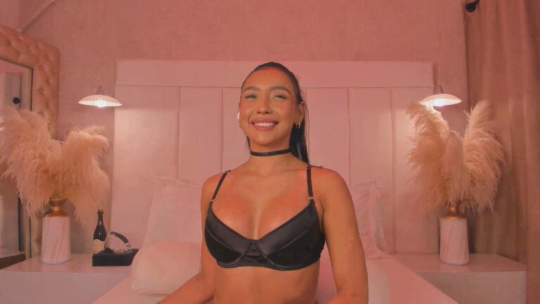 NikoJhon's Streamate show and profile