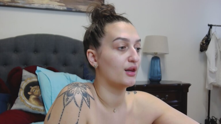 MARTAHx's Streamate show and profile