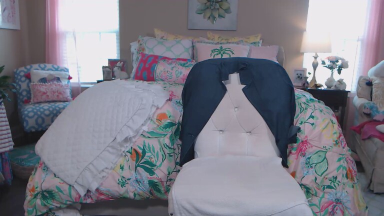 MercedesLust's Streamate show and profile