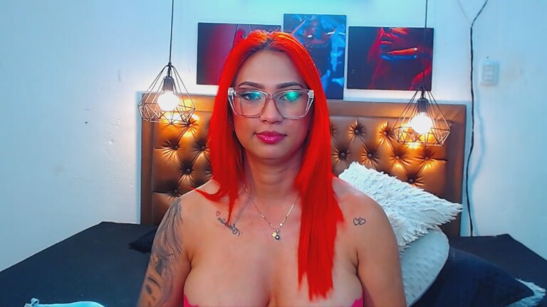 AngelicaRed021's Streamate show and profile