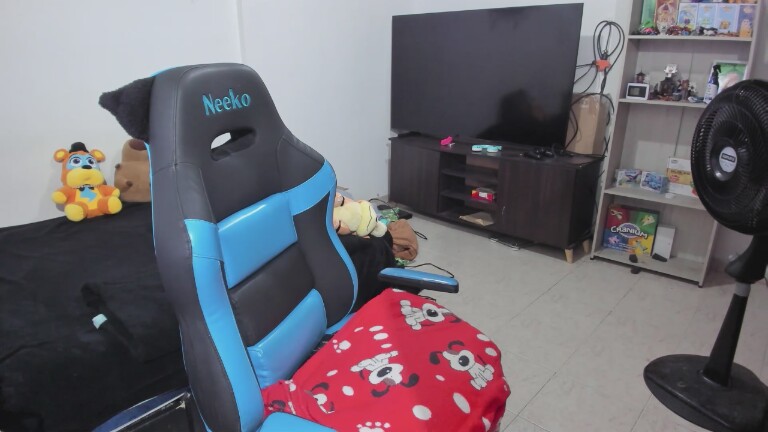 Red_Pandemonium's Streamate show and profile