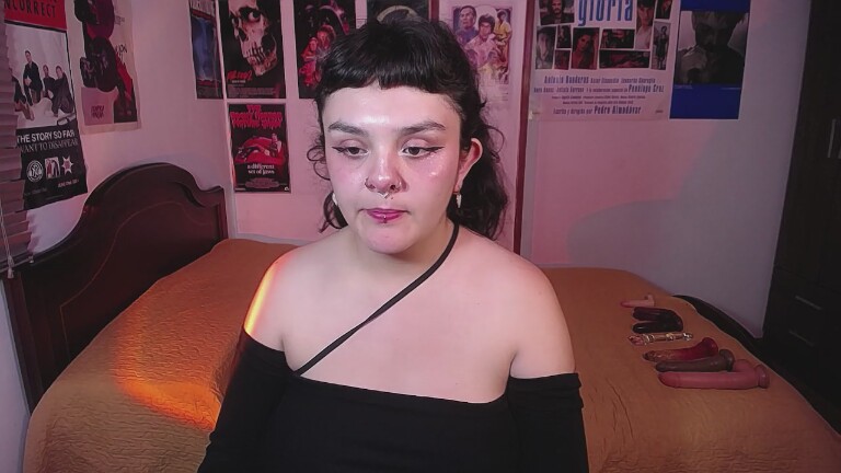 SofiaCoolle's Streamate show and profile