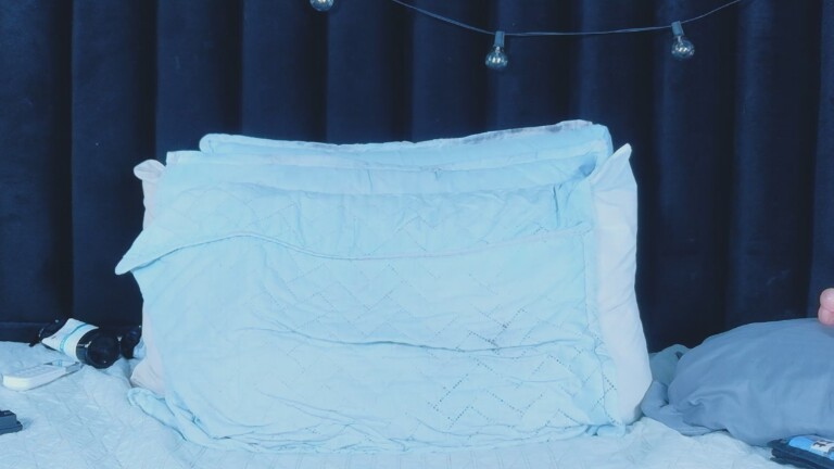 Hotlatinateacher's Streamate show and profile