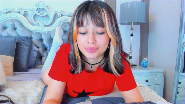 SiaSavach's Streamate show and profile