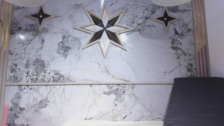 ZoeColli's Streamate show and profile