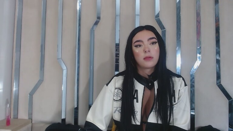 SashaLeeh's Streamate show and profile