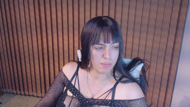 EliFlores's Streamate show and profile