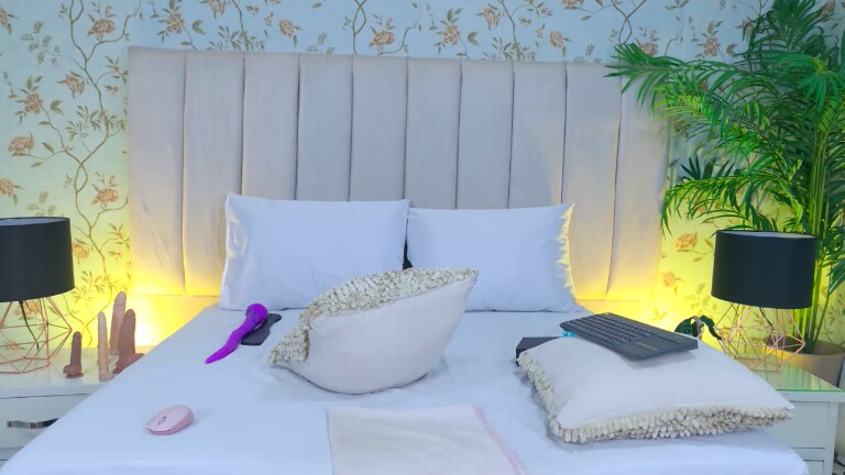 BrisaVegaGB's Streamate show and profile