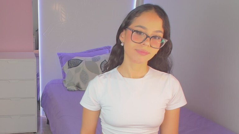 GABYHANK's Streamate show and profile