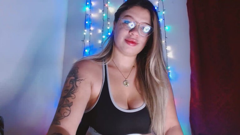 ScarlethBrooks's Streamate show and profile