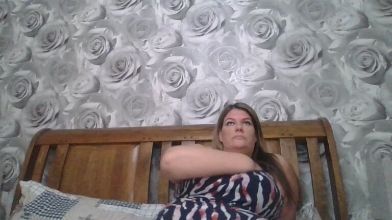 BabyCakesUK's Streamate show and profile