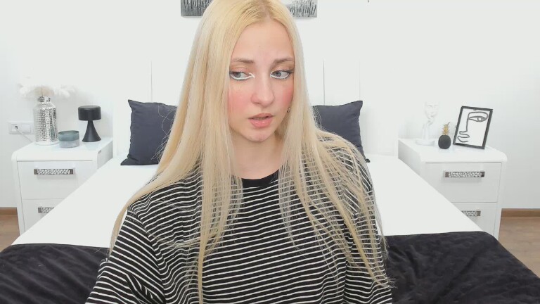 PinkAngelll's Streamate show and profile