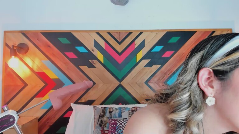 CelesteRiioz's Streamate show and profile