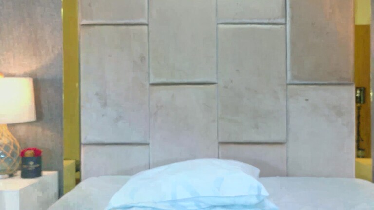 CrystalLoren's Streamate show and profile