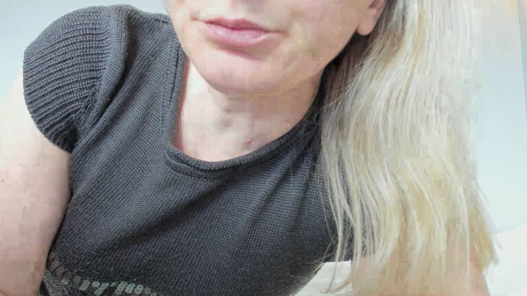 XxSweety_GirlxX's Streamate show and profile