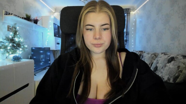 NikaShadow's Streamate show and profile