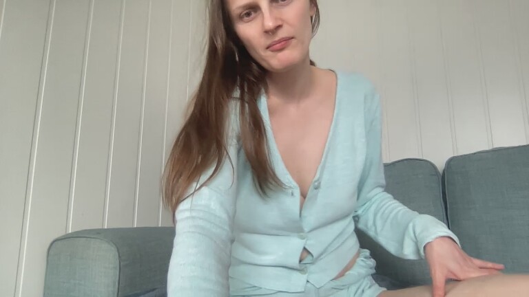 MiaAllurexx's Streamate show and profile