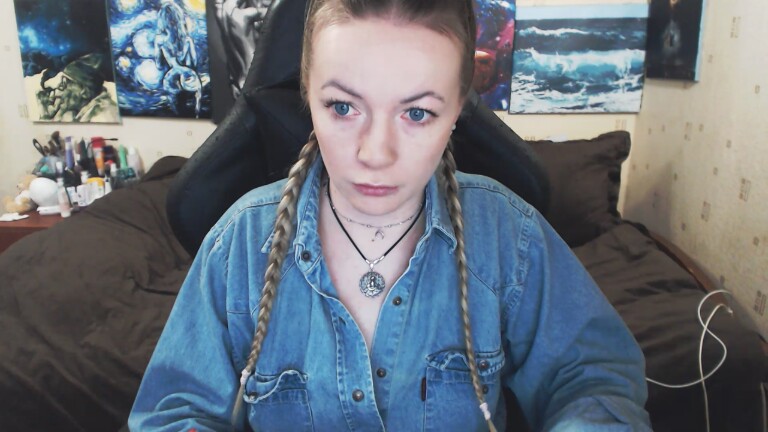 BringingLuck's Streamate show and profile