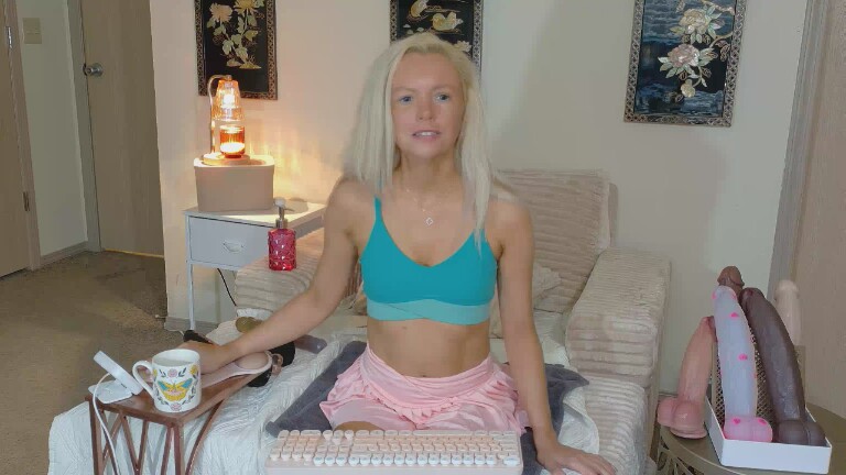 SophiaSinclaireX's Streamate show and profile