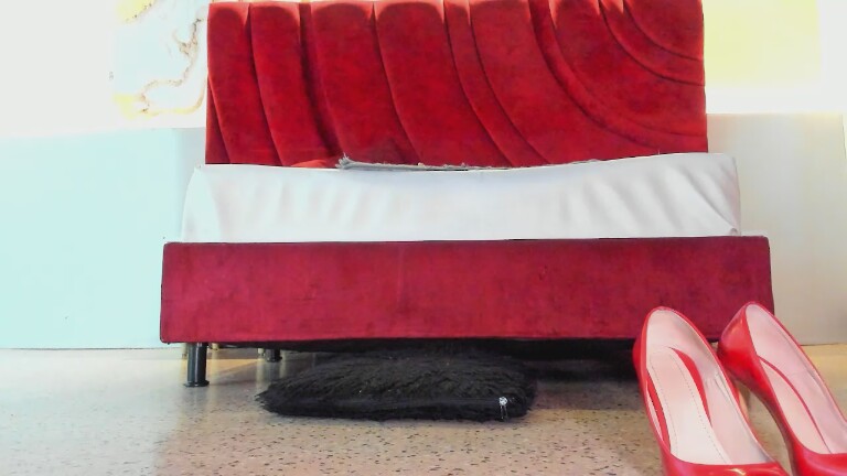 MAISEHILL19's Streamate show and profile