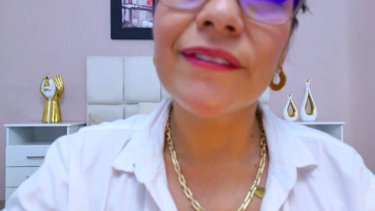 TamaraFoxy's Streamate show and profile