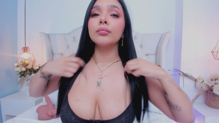 StephanieRamirez's Streamate show and profile