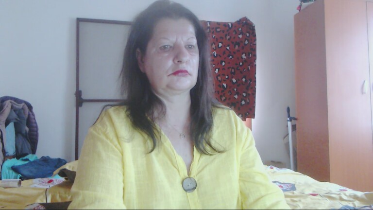 ExtasyMature's Streamate show and profile