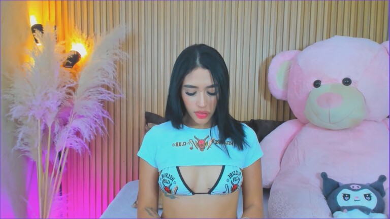 HemmaThompsonn's Streamate show and profile