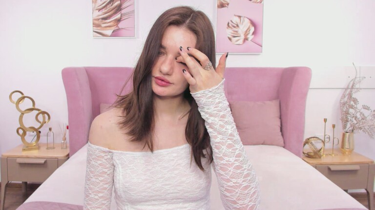 DemiLinda's Streamate show and profile