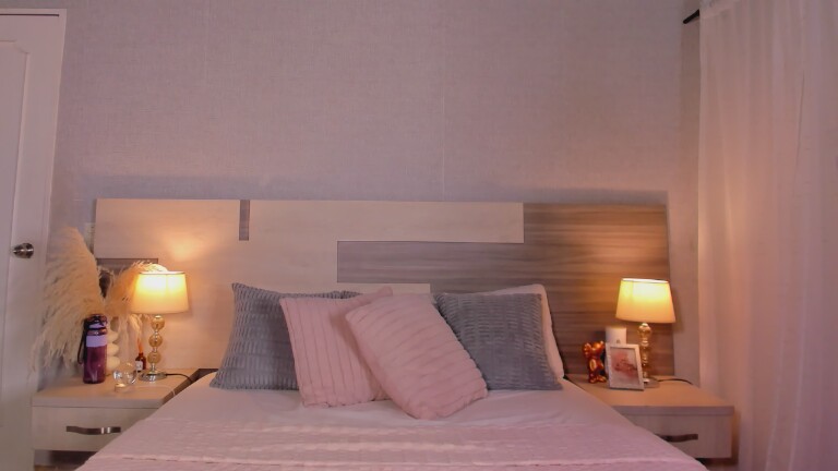 AnaSofiaLeon's Streamate show and profile