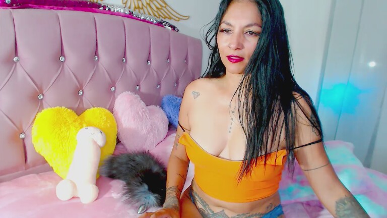 ChristalMoon's Streamate show and profile