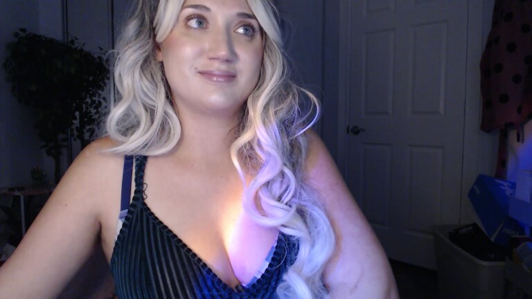 GoddessEmmy's Streamate show and profile