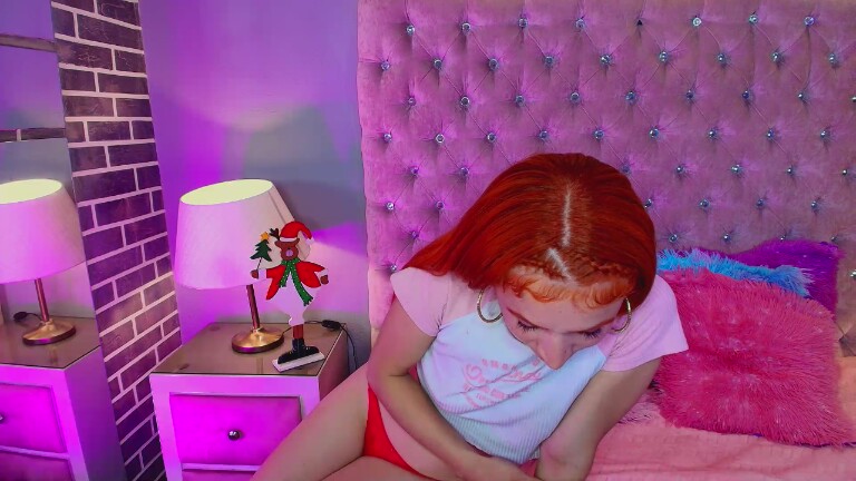 AdelaineBestt's Streamate show and profile