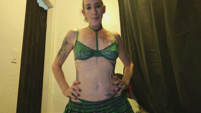 KickassMILF's Streamate show and profile