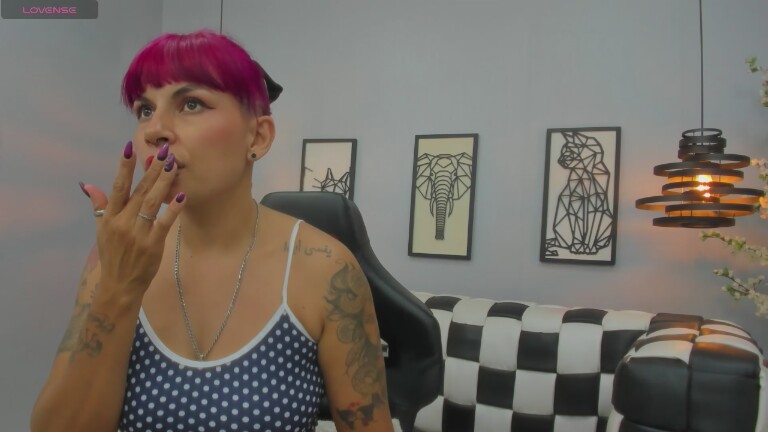 NoaKitsu's Streamate show and profile