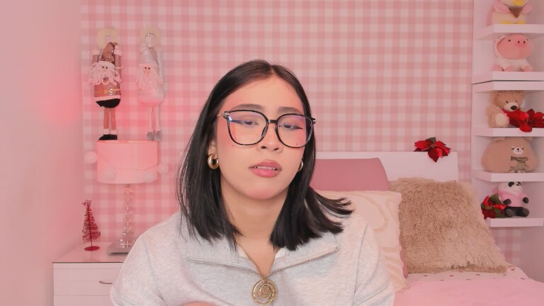 SophiaColinns's Streamate show and profile