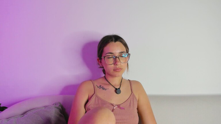 AuraRosse's Streamate show and profile