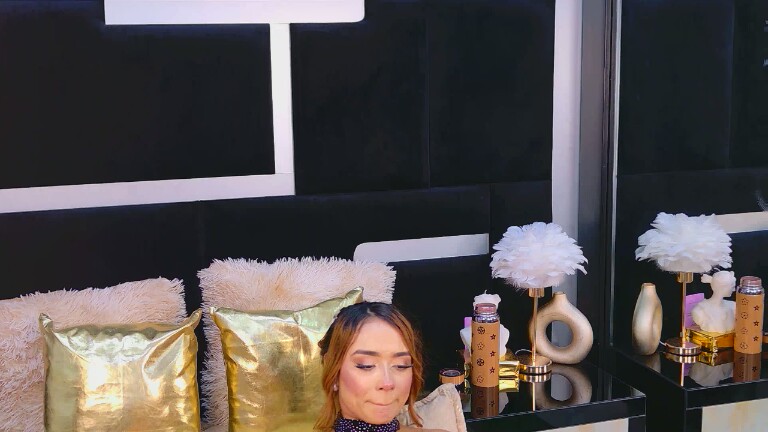 AlanaFerrara's Streamate show and profile