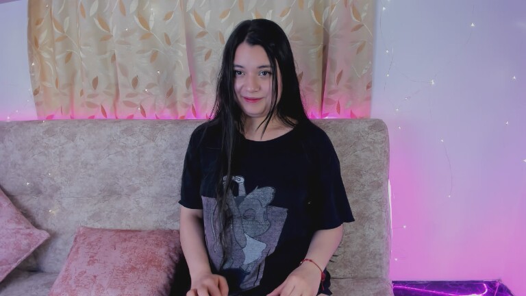HannyBee's Streamate show and profile