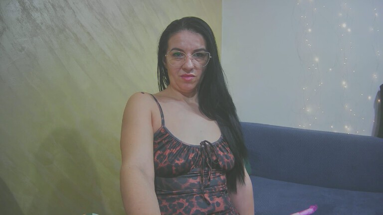 CAITLYIN's Streamate show and profile