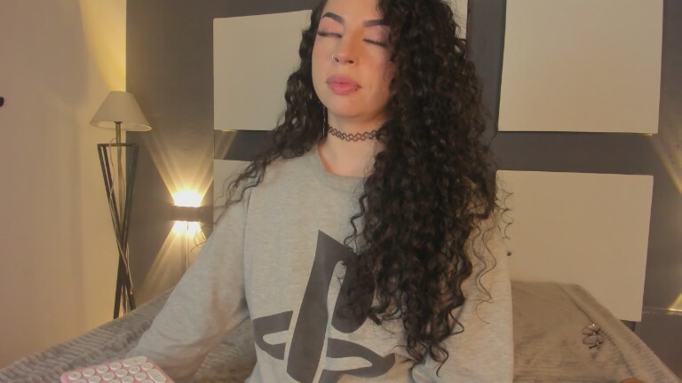 ScarlattaaDesire's Streamate show and profile