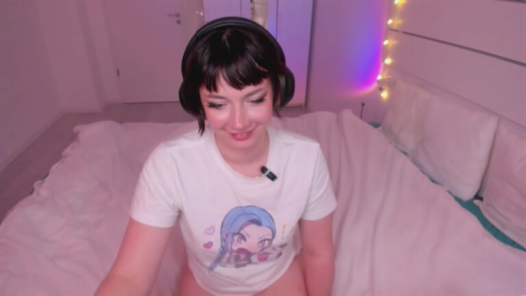 OceanFoxy's Streamate show and profile