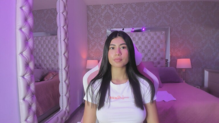 LylaKarl's Streamate show and profile