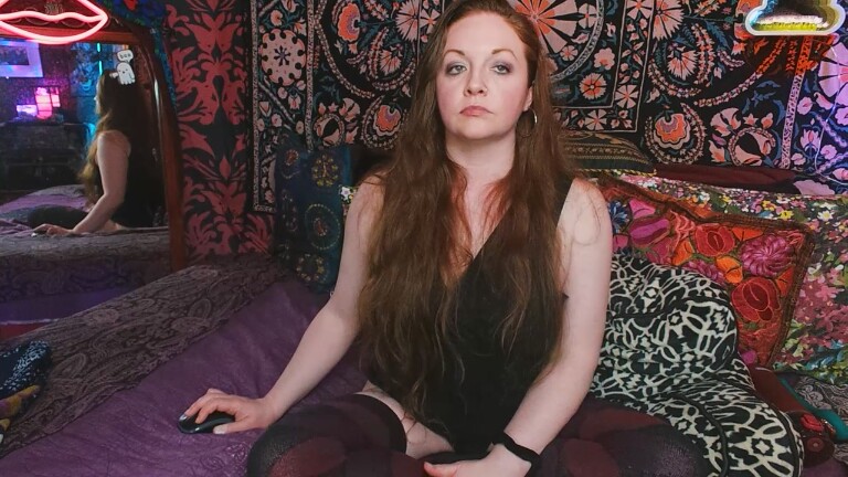 SilaSwitch's Streamate show and profile