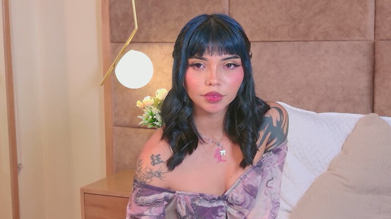 AlanaPierce's Streamate show and profile