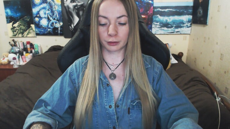 BringingLuck's Streamate show and profile