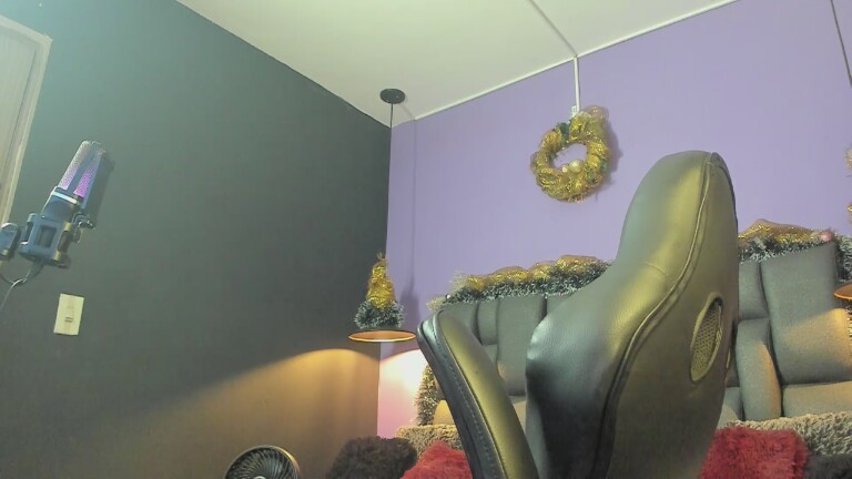 Lionvach's Streamate show and profile