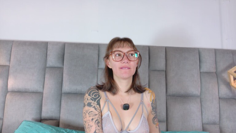 Isabella_Stewart's Streamate show and profile