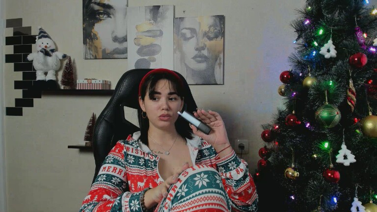 GlamNova's Streamate show and profile