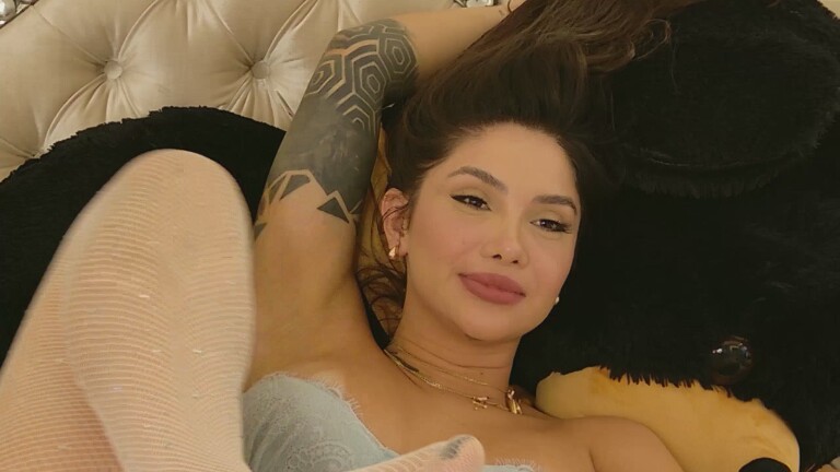 Alice_Haaze's Streamate show and profile